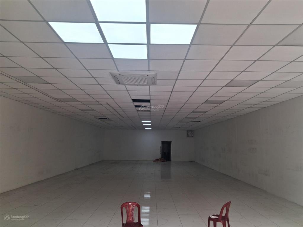 Cho thuê nhà xưởng 1100m2, đường xe công 40 feet, phòng cháy chữa cháy nghiệm thu.
