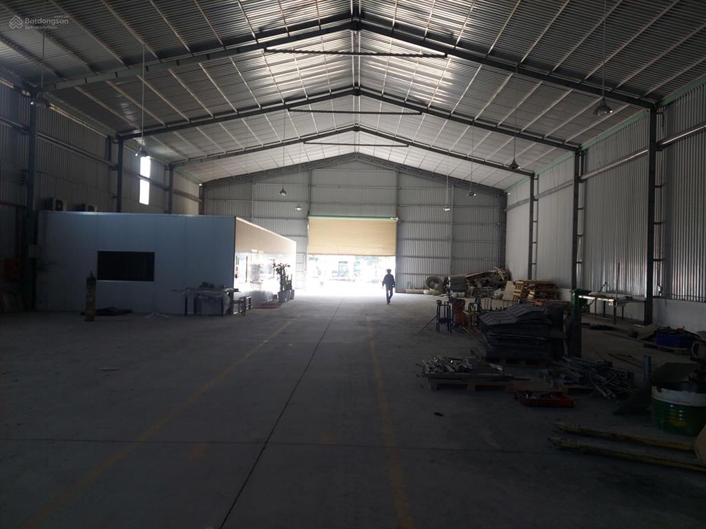 Cho thuê nhà xưởng 1600m2 gần cầu vượt tân thới hiệp