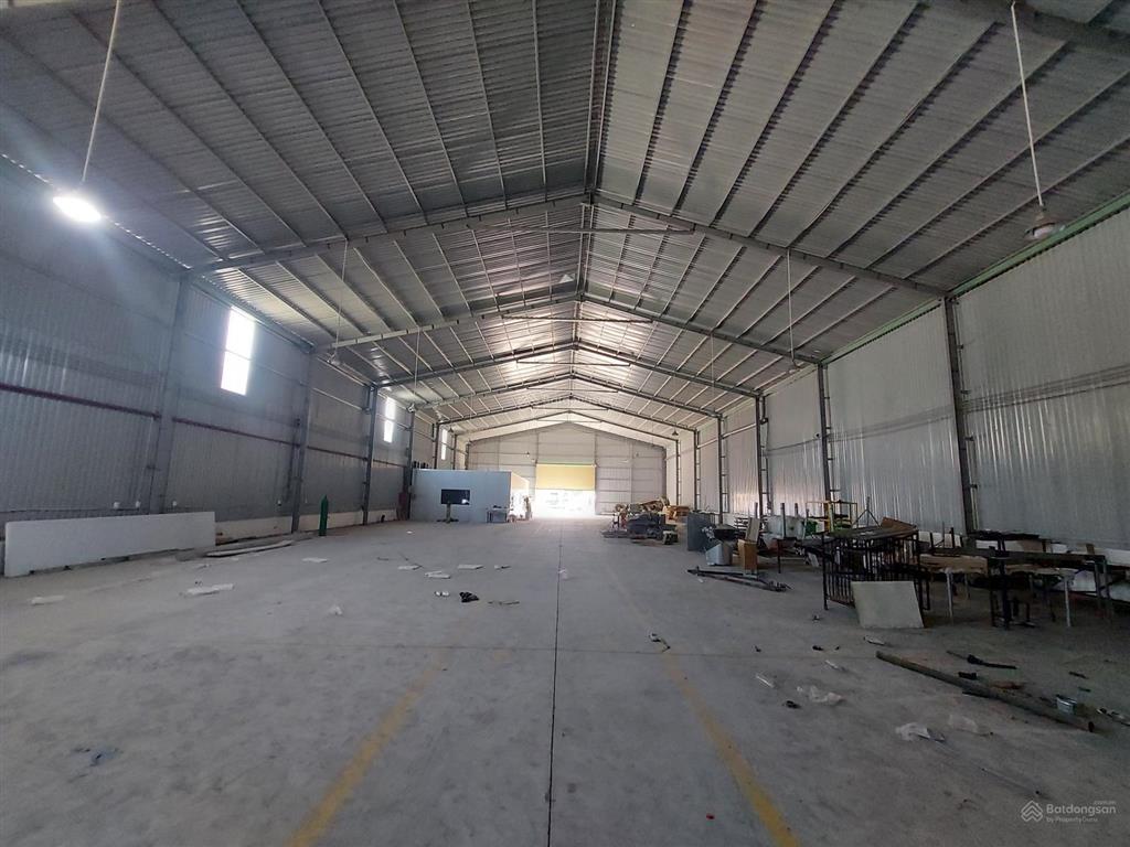 Cho thuê nhà xưởng 1600m2 gần cầu vượt tân thới hiệp