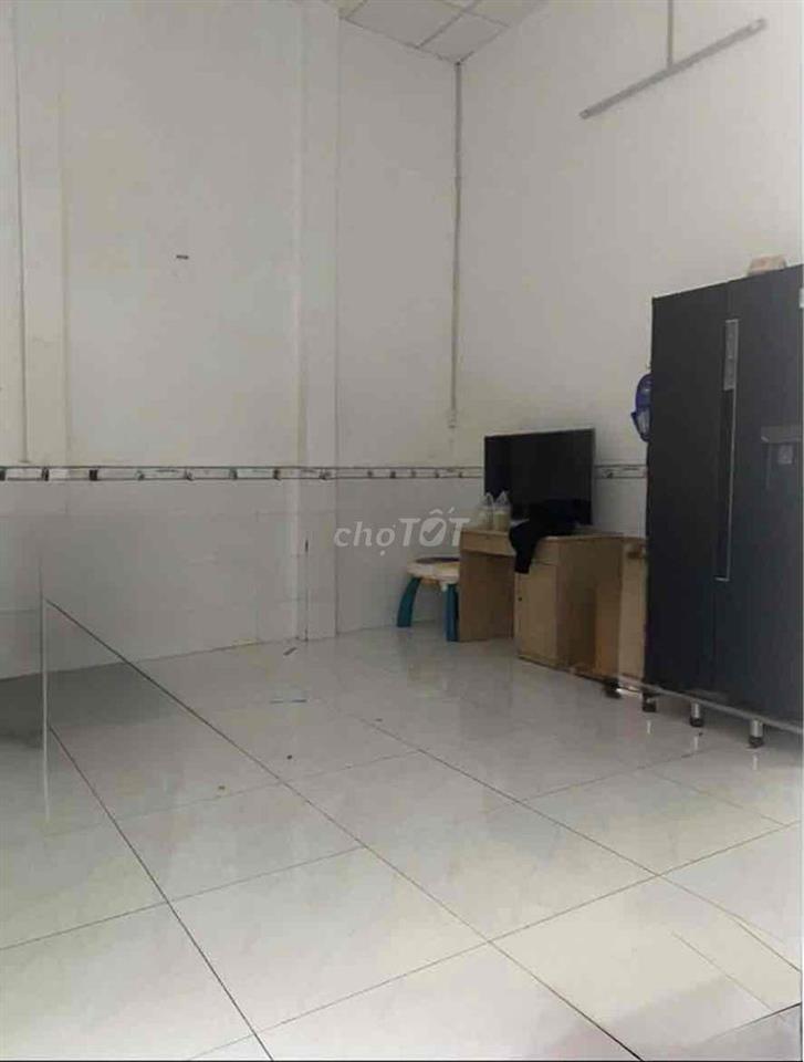 nhà SHR _ 40m m thổ cư _ 56 m _ DTSD 2 PN _ sát hẻm xe hoi