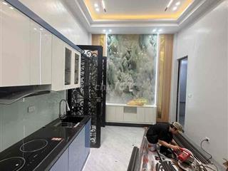 CHÍNH CHỦ CAM KẾT NHÀ CHUẨN -PHỐ CỔ -THANG MÁY- BA ĐÌNH
