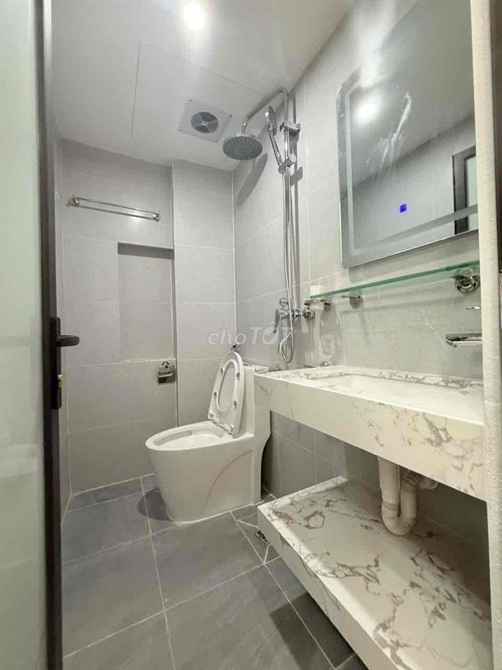 CHÍNH CHỦ CAM KẾT NHÀ CHUẨN -PHỐ CỔ -THANG MÁY- BA ĐÌNH