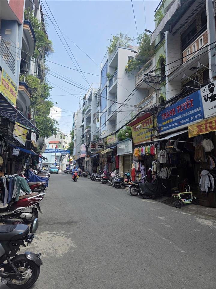 Bán nhà 1 trệt 3 lầu tại 15 tân xuân, tân bình, 28 tỷ vnd, 92m2, (4,2mx22) sổ riêng