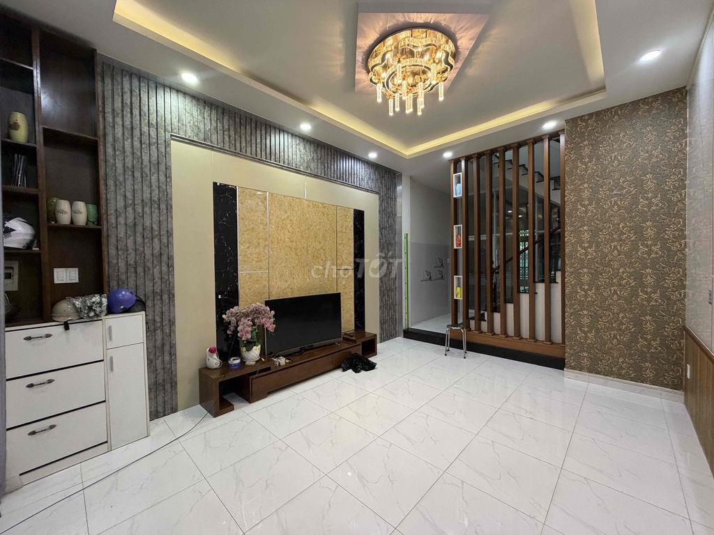 Nhà mặt tiền trung tâm Thủ Dầu Một