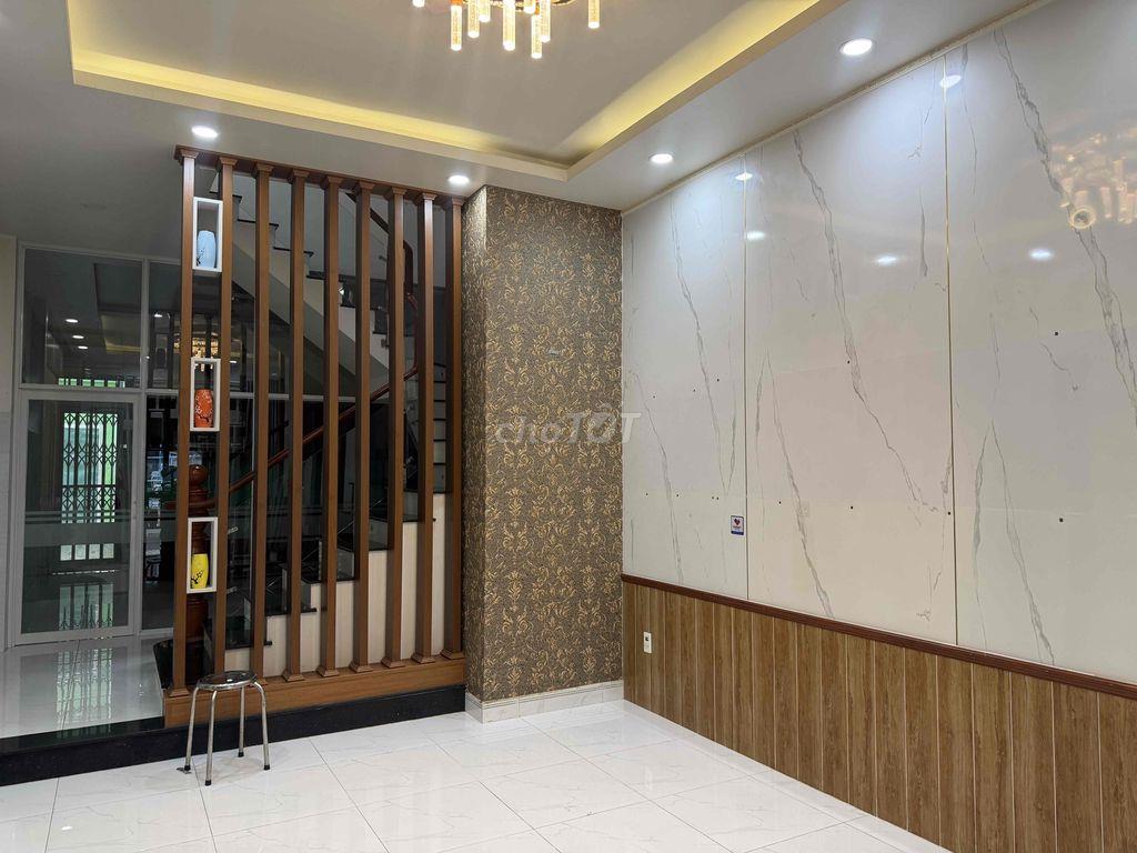 Nhà mặt tiền trung tâm Thủ Dầu Một