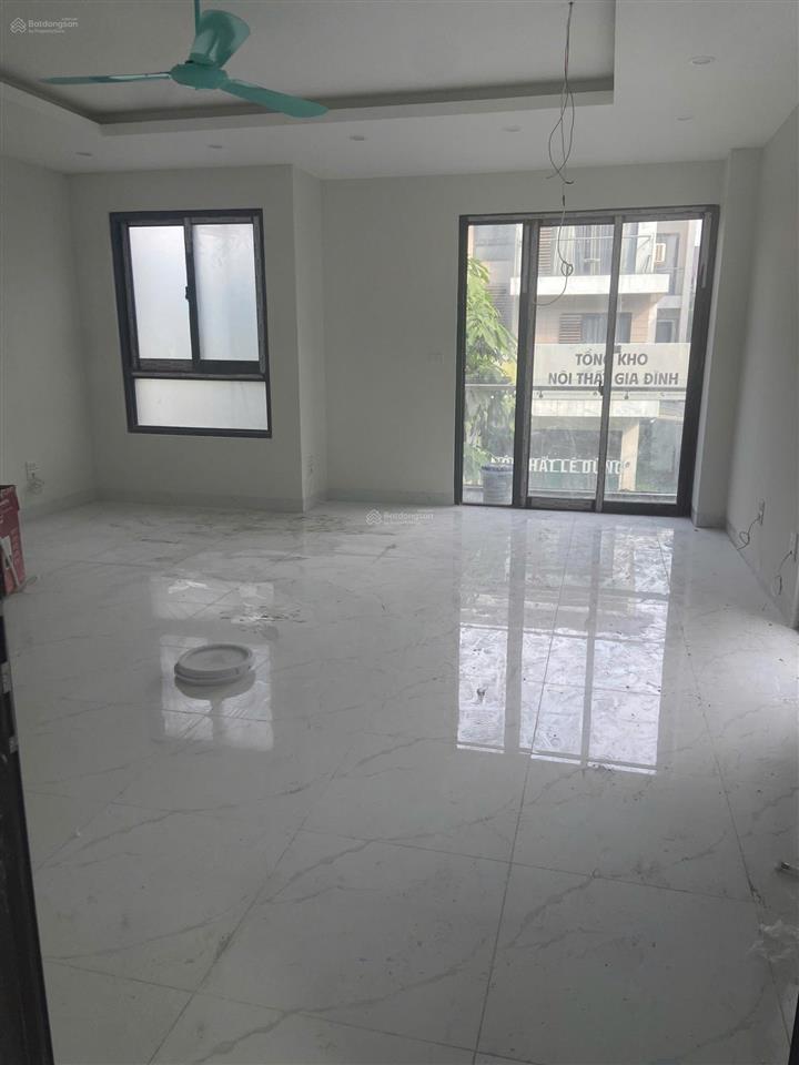 Tôi cần cho thuê nguyên căn biệt thự dương nội làm vp, kho, hoàn thiện full, gần hồ, ô tô đỗ cửa