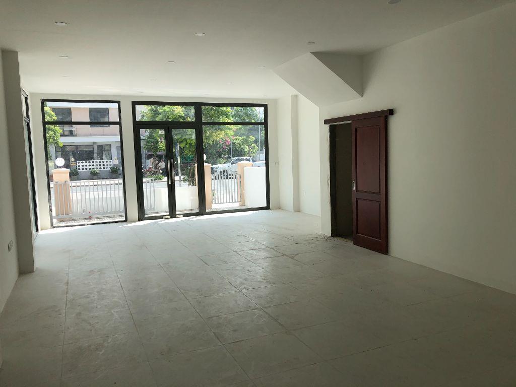 Cho thuê biệt thự Dương Nội đường lớn 27m không giới hạn mục đích sử dụng