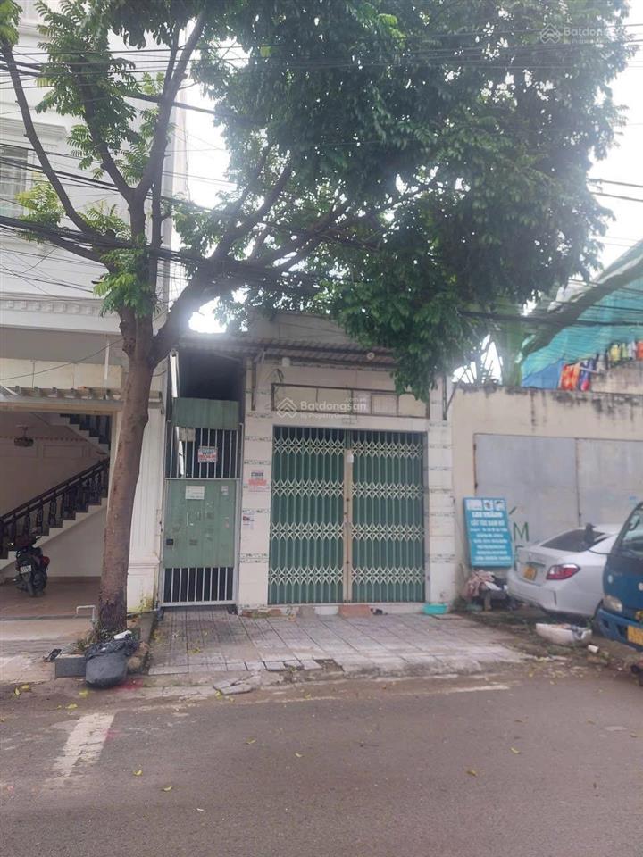 Bán dãy trọ d35 vị trí siêu vip sát góc 160m2 đường thông dài