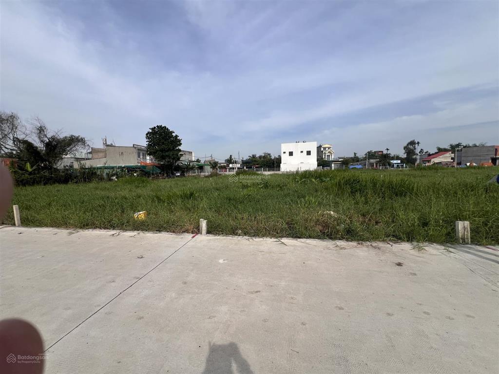 5x18 = 88m2 thổ cư full  xây dựng tự do 83% hoàn công đc