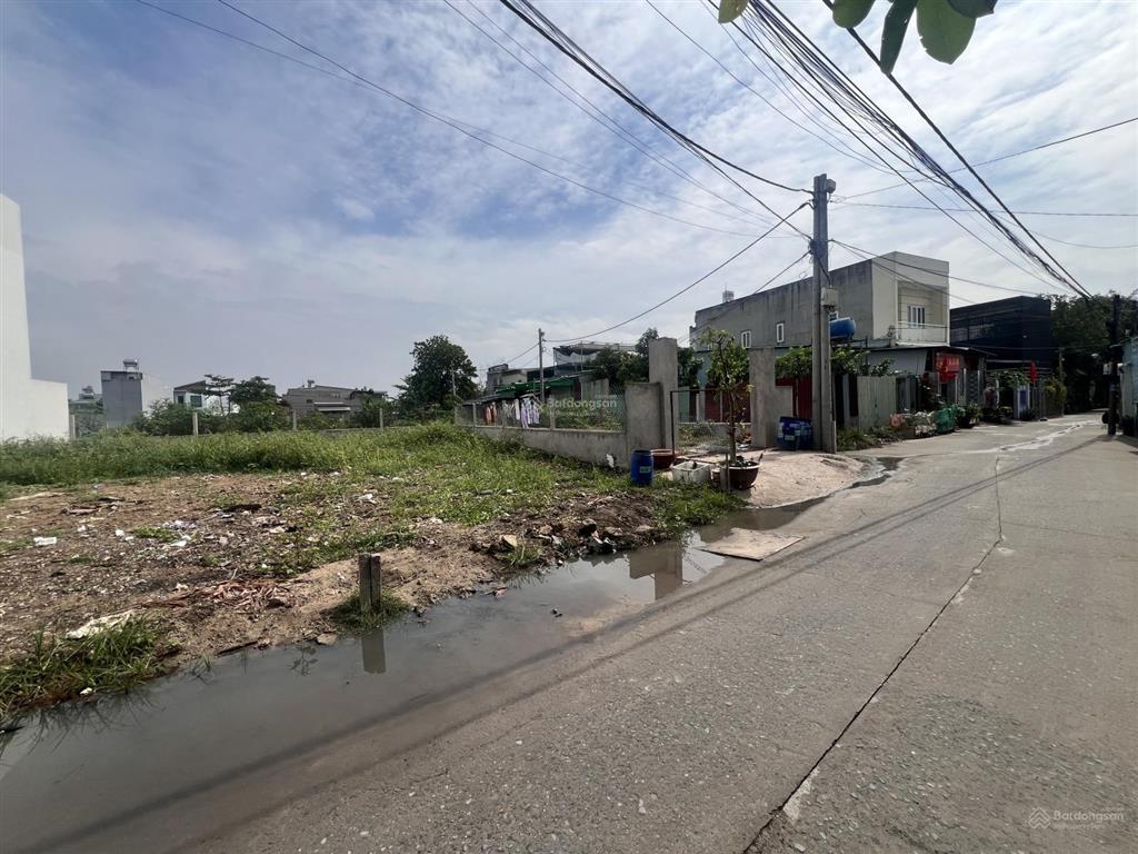 Đất thổ cư , xây dựng hoàn công 5x22 = 110m2 xây dựng tự do đường hà duy phiên vào 100m