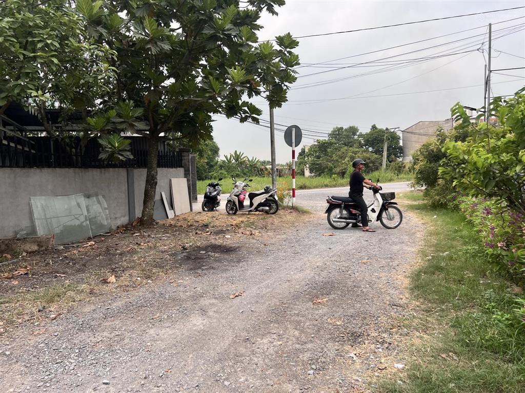 886m2 có 300m2 thổ cư  bình mỹ  củ chi, mặt tiền rạch dứa