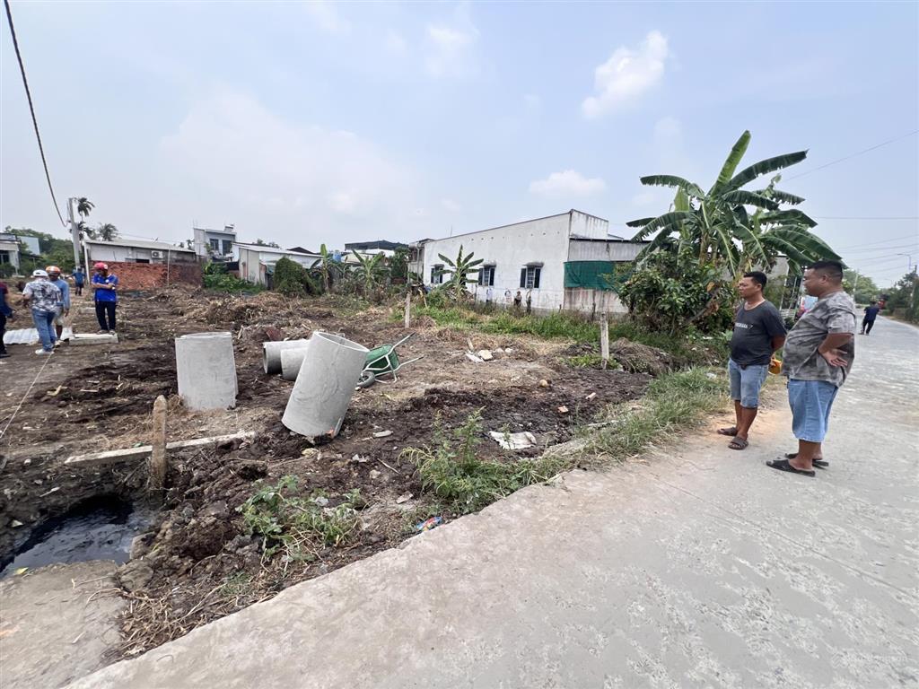 7.6*32=248m2 full thổ cư  1 sẹc hà duy phiên  bình mỹ  củ chi