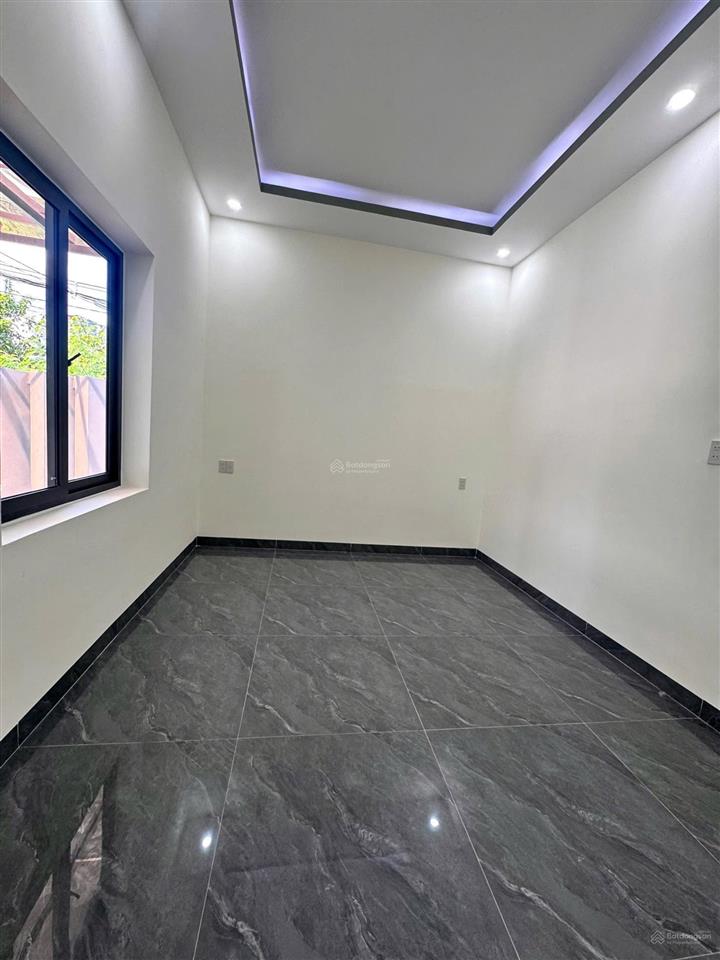 Villa góc 2 mặt tiền  tây nha trang  1 sẹc ql1c chỉ 100m đường thông ô tô
