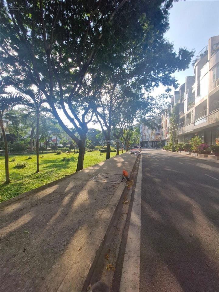 Bán nhà mt công viên kdc bình phú 2  60m2  1 trệt 2 lầu  ngang 4m  giá tròn 9 tỷ