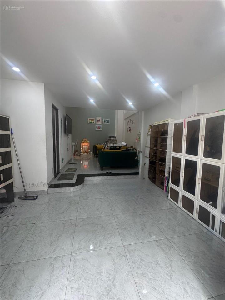 Nhà đẹp tân hoá ngang 4,5m  đường thông xe tải  5 tầng  giá 7,1 tỷ tl