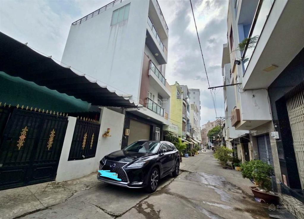 Nhà 70m2 xe tải đậu cửa  cách 20m ra galaxy kinh dương vương  bề ngang lớn thích hợp làm chdv