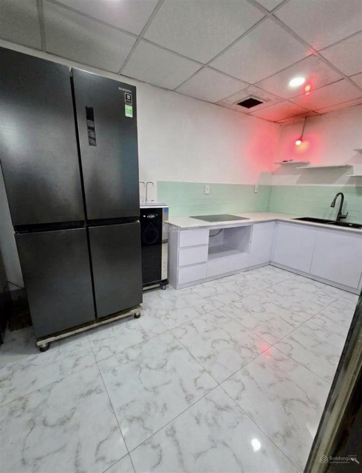 Nhà 70m2 xe tải đậu cửa  cách 20m ra galaxy kinh dương vương  bề ngang lớn thích hợp làm chdv