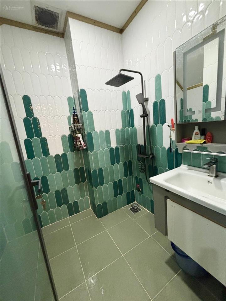 Nhà hẻm xe tải không ngập đẹp của chiến lược  nở hậu tài lộc  69m2