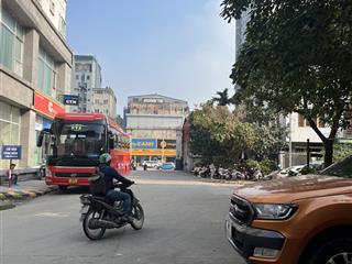 Hiếm, liền kề kđt xa la, trục thông kinh doanh,view thoáng. 100m2, giá giảm sâu 26,5 tỷ