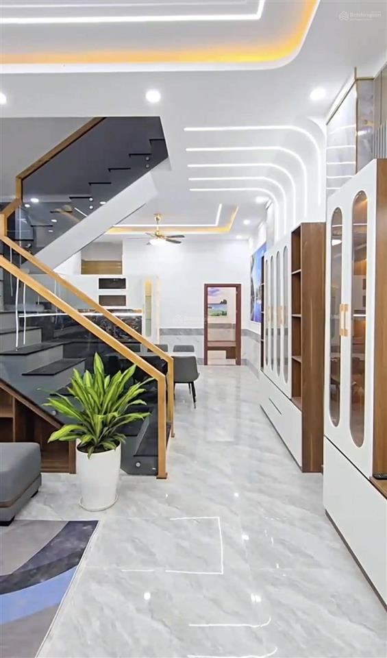 Bán nhà 1 trệt 2 lầu 3 tấm đúc kdc phường hóa an tặng full nội thất