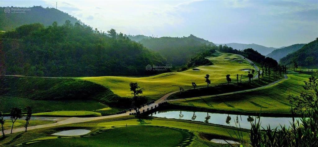Biệt thự đủ đồ, đã có sổ hồng lâu dài gần sân golf phoenix