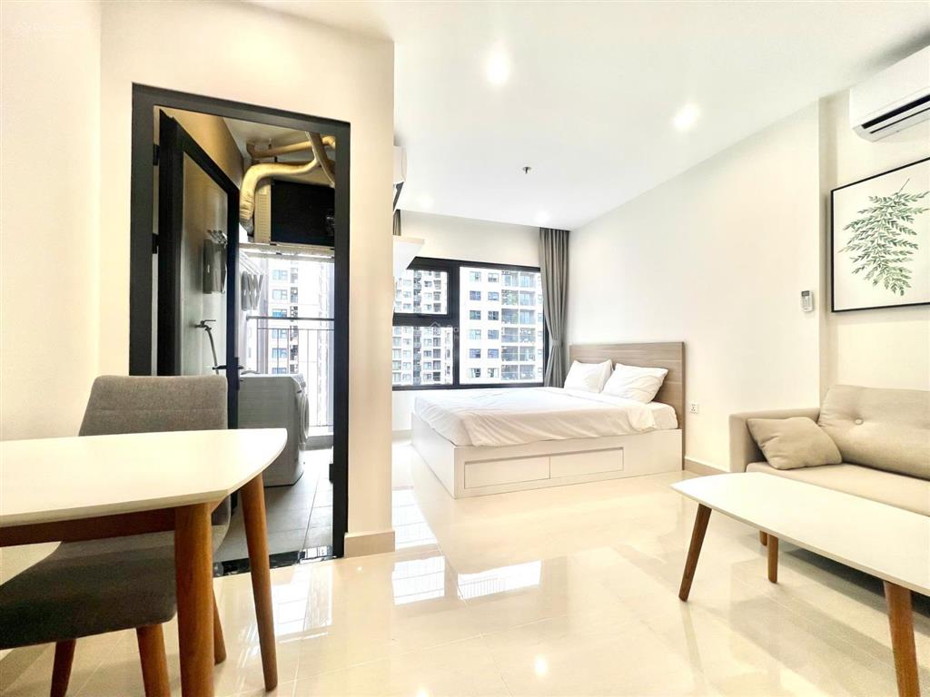 Bán căn studio đối diện vinuni đủ nội thất, đang cho thuê