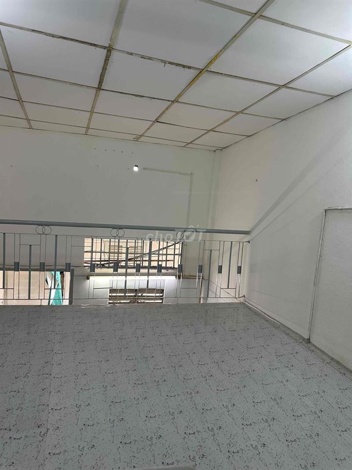 Căn trọ riêng biệt, gác suốt 30m2, đường Xô Viết Nghệ Tĩnh