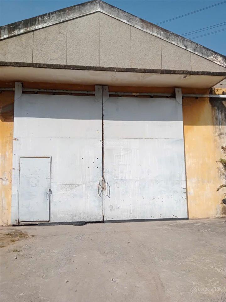 * cho thuê kho nằm trong tổng kho*300m2 võ nguyên giáp, phường trường thọ, quận thủ đức