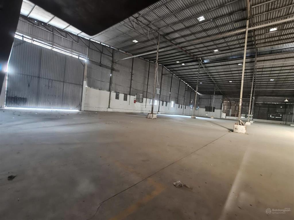 Cho thuê kho xưởng 1500m2 gần đường hoàng hữu nam, phường long bình, quận 9