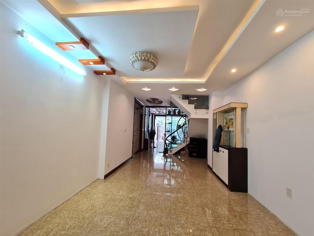 Cho thuê nhà nguyên căn đường nguyễn hoàng dt 4x20m  3 lầu  giá 25 triệu/th  an phú  q2