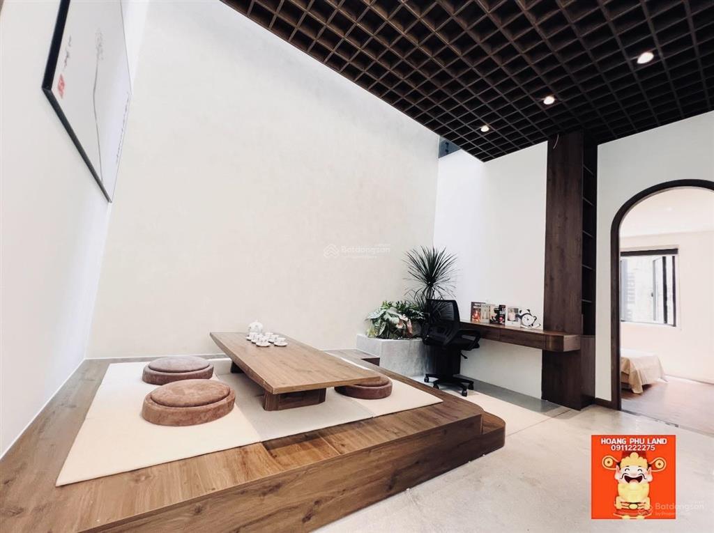 Bán nhà siêu đẹp đường trần kim xuyến giá 9ty3 thương lượng   0911 222 ***