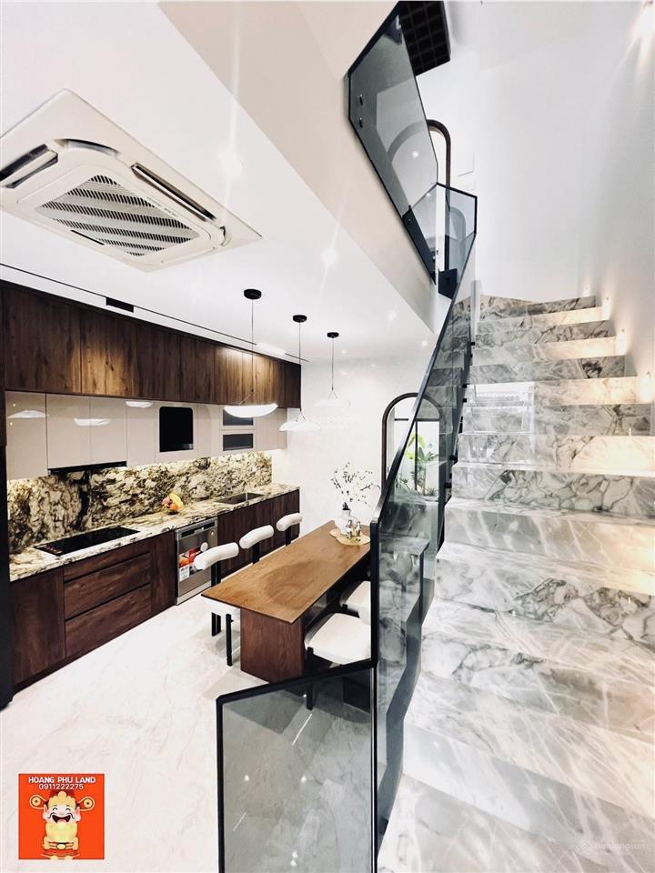 Bán nhà siêu đẹp đường trần kim xuyến giá 9ty3 thương lượng   0911 222 ***