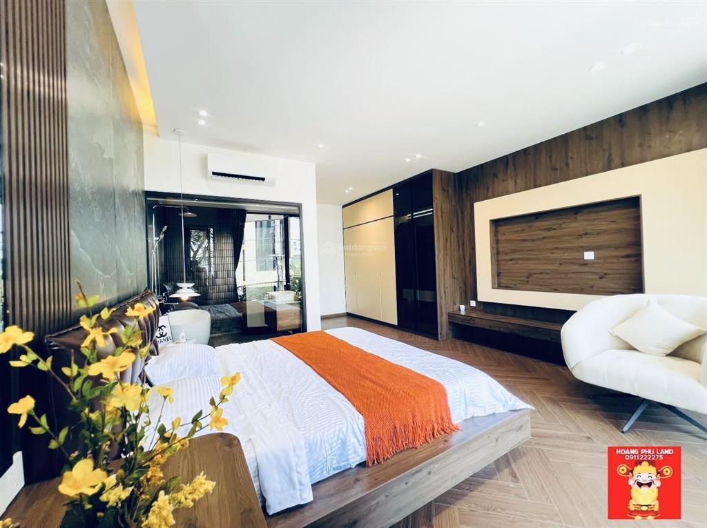 Bán nhà siêu đẹp đường trần kim xuyến giá 9ty3 thương lượng   0911 222 ***