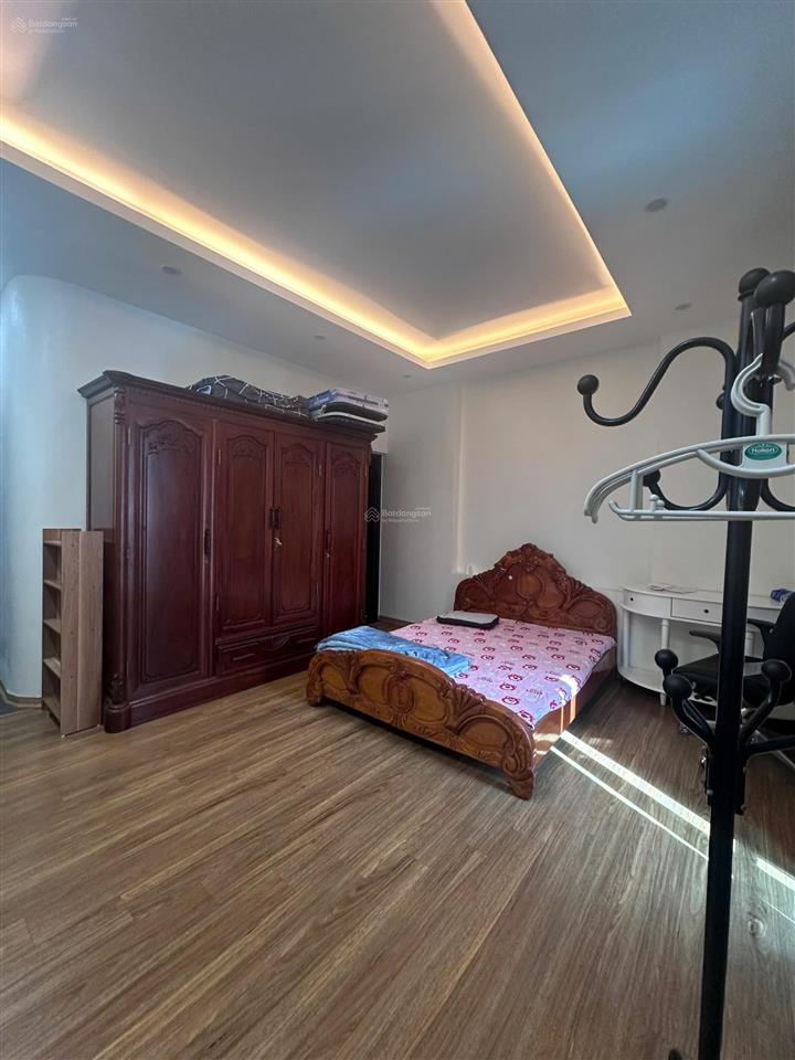 Cho thuê nhà 7 tầng gần aeon hđ có thang máy