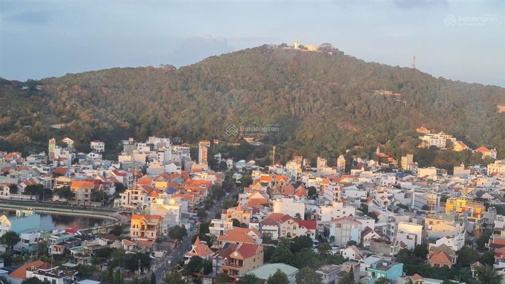 Bán căn hộ 3pn 135m2 giá 4,99 tỷ chung cư vũng tàu plaza  mạnh 0908 727 ***