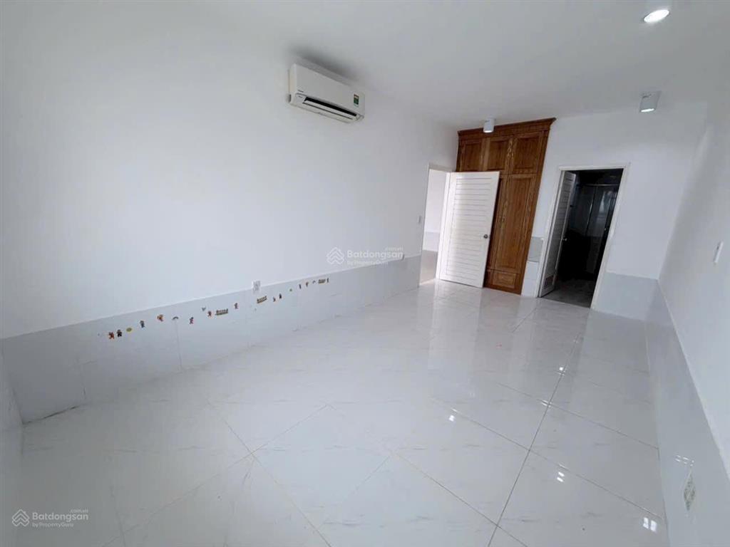 Cho thuê căn hộ 2pn 91m2 giá 9tr/tháng chung cư vũng tàu plaza  mạnh 0908 727 ***