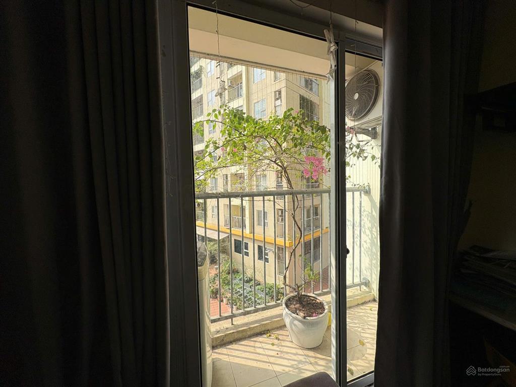 Cho thuê căn hộ 2pn 2wc 32t đơn nguyên b the golden an khánh  0985 691 ***