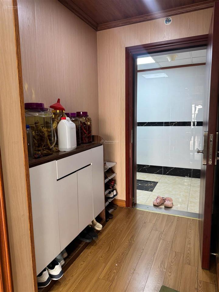 Bán căn 2pn tâm huyết tòa 18t2 the golden an khánh giá 3,6 tỷ  0985 691 ***