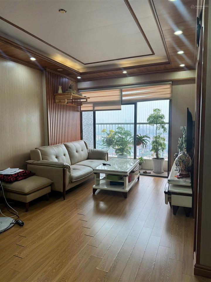 Bán căn 2pn tâm huyết tòa 18t2 the golden an khánh giá 3,6 tỷ  0985 691 ***