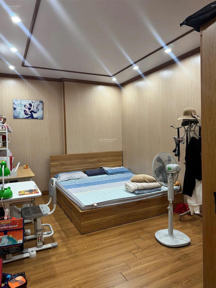 Bán căn 2pn tâm huyết tòa 18t2 the golden an khánh giá 3,6 tỷ  0985 691 ***