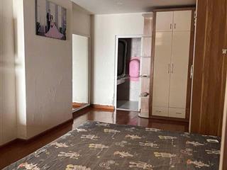 Cho thuê 2pn gemek tower 1 giá 8 triệu/tháng  0985 691 ***