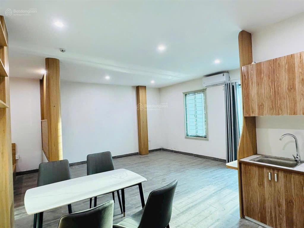 Cho thuê phòng 40m tòa nhà 6 tầng mới 100% giá 5,5 triệu vnđ gần chung cư the golden an khánh