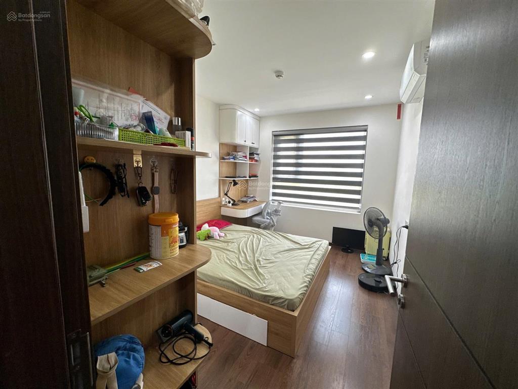 Bán 2 pn tầng trung gemek 2 diện tích 72m giá 3,55 tỷ  0985 691 ***