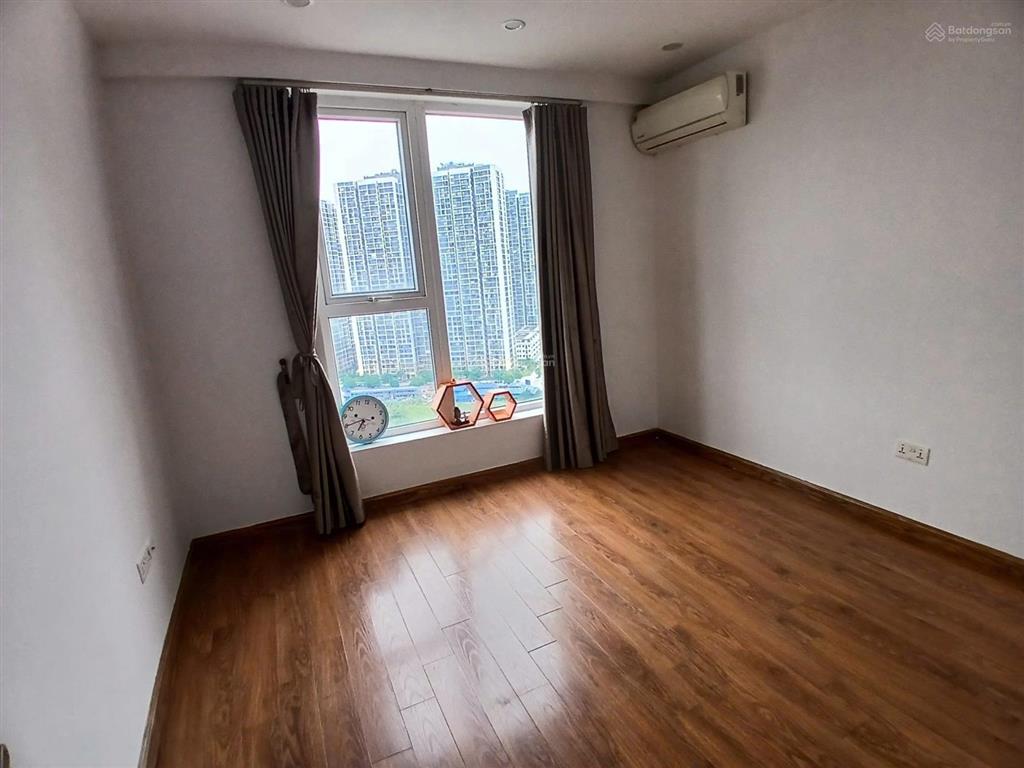 Bán gấp căn góc 3 ngủ, 2 wc, 95,8m tim tường, 89m thông thủy, hỗ trợ vay ngân hàng