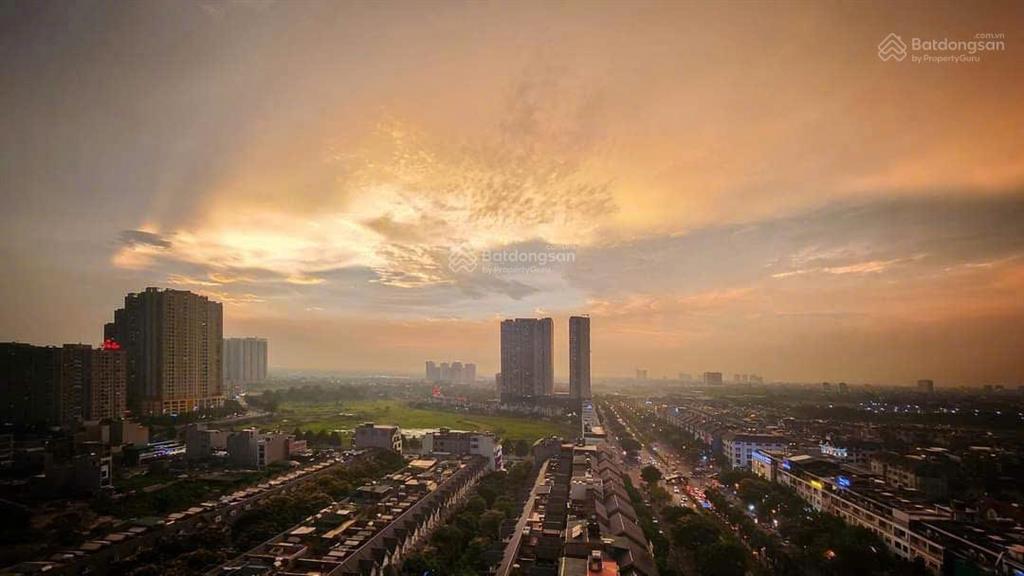 Bán gấp căn góc 3 ngủ, 2 wc, 95,8m tim tường, 89m thông thủy, hỗ trợ vay ngân hàng
