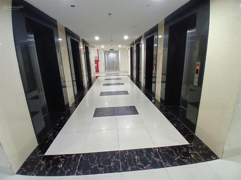 Bán gấp căn góc 3 ngủ, 2 wc, 95,8m tim tường, 89m thông thủy, hỗ trợ vay ngân hàng