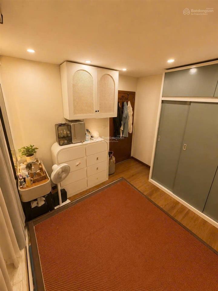 Bán căn 72m 2pn 2wc tòa c gemek 2 full nội thất đẹp
