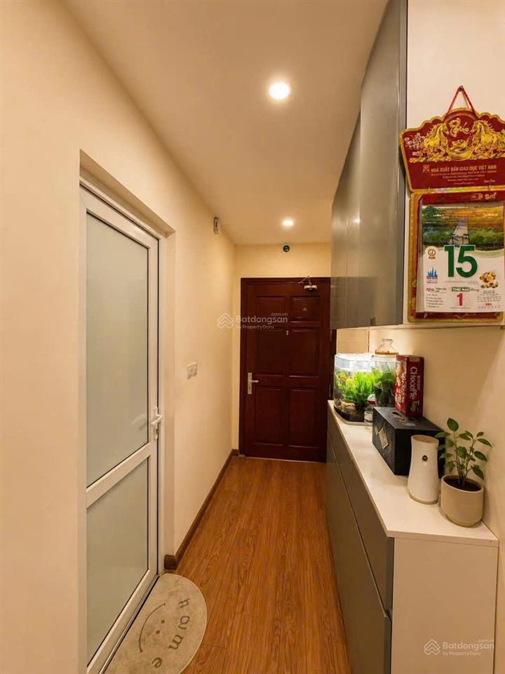 Bán căn 72m 2pn 2wc tòa c gemek 2 full nội thất đẹp