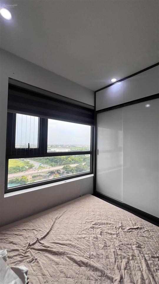 Vợ chồng em cần bán lại căn hộ 1x06 tòa t4 thăng long capital. 69.9m2 full đồ chỉ hơn 3 tỷ