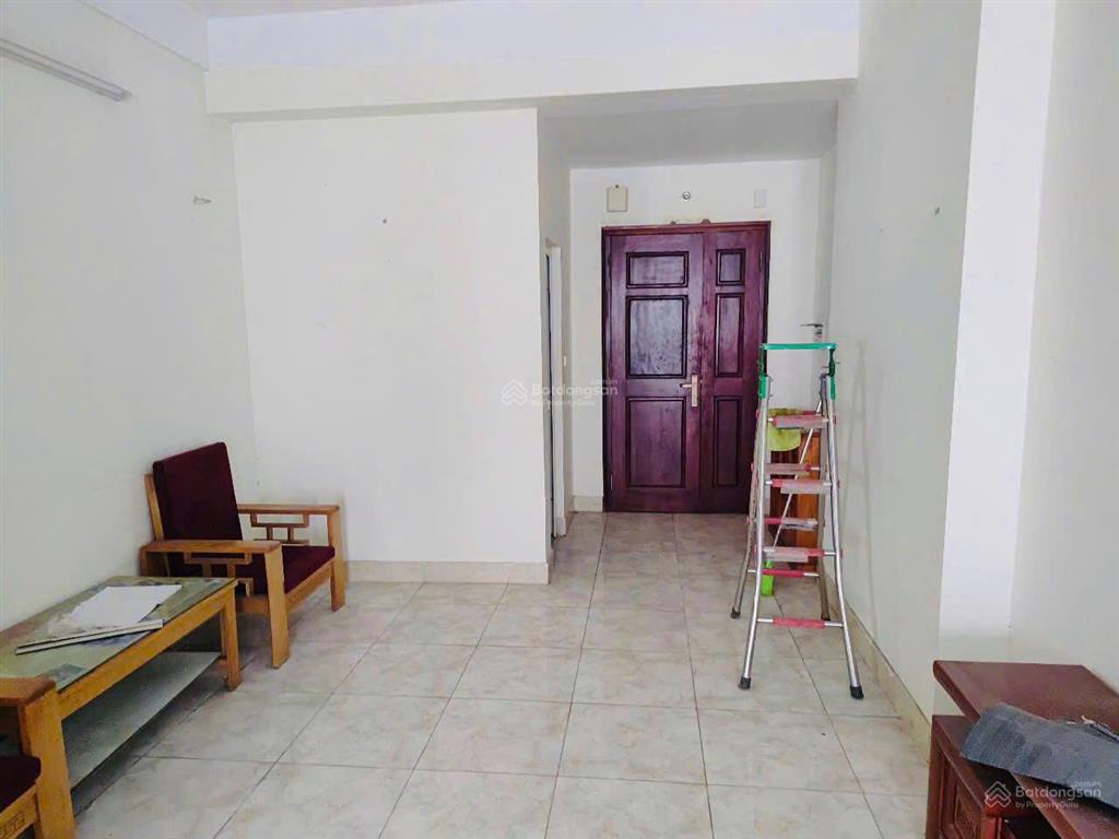 Cho thuê căn hộ tòa a gemek 1  nội thất cơ bản 6,5tr/tháng.  0985 691 ***